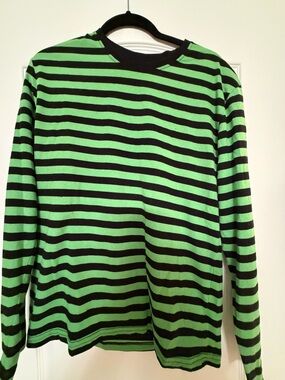 Hot Topic Striped Long Sleeve